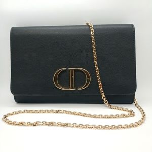Dior 30 Montaigne Black Grained Calfskin Pouch
